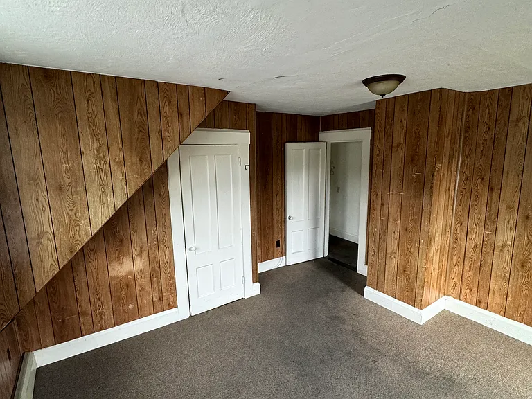 9-11 Mechanic St #6 — Photo 10