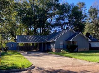 4869 Cottonwood Ln, Jackson, MS 39212