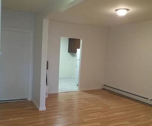 5th image of 10 Verbena Ave