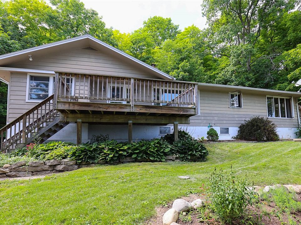 6128 S State Route 21, Naples, NY 14512 | Zillow