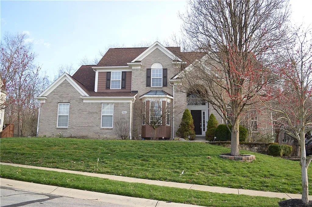 9844 Belcrest Ln photo 1
