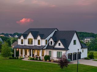 5175 Pigeon Creek Trl, Bettendorf, IA 52722
