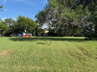 538 River Park Rd, Mc Gregor, TX 76657