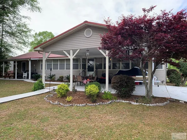 1255 Levi St, Manning, SC 29102