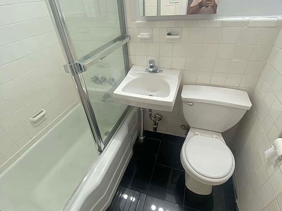 2nd image of 354 E 83rd St APT 5d