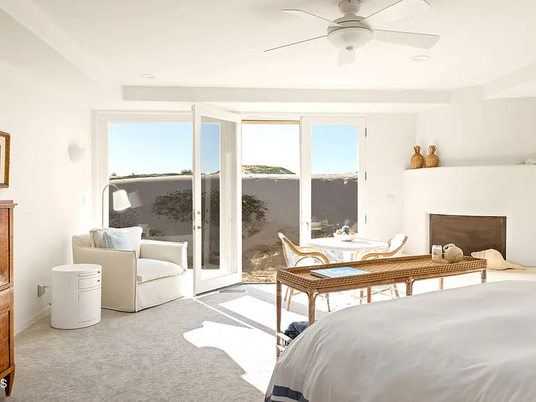 1571 Mandalay Beach Rd — Photo 11