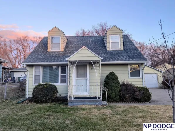 7733 S 30th St, Bellevue, NE 68147