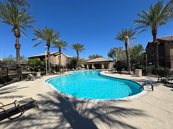 2nd image of 6868 Sky Pointe Dr Unit 2022