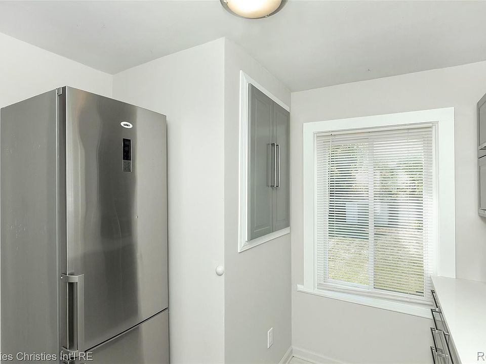 316 Spencer St, photo 8