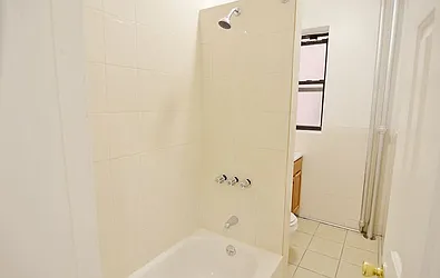 Rented by Park Property Advisors