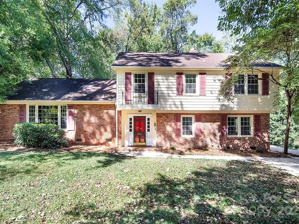 2901 Goneaway Rd, Charlotte, NC 28210