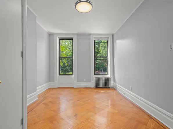 490 Decatur Street image 16 of 38