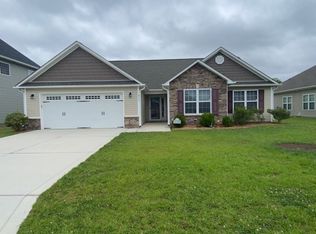 214 Sailor St, Sneads Ferry, NC 28460