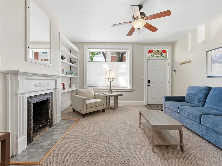 2213 Jane St #1 — Photo 7