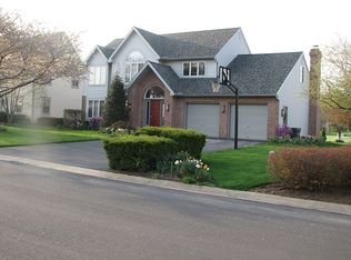 98 James St, Leola, PA