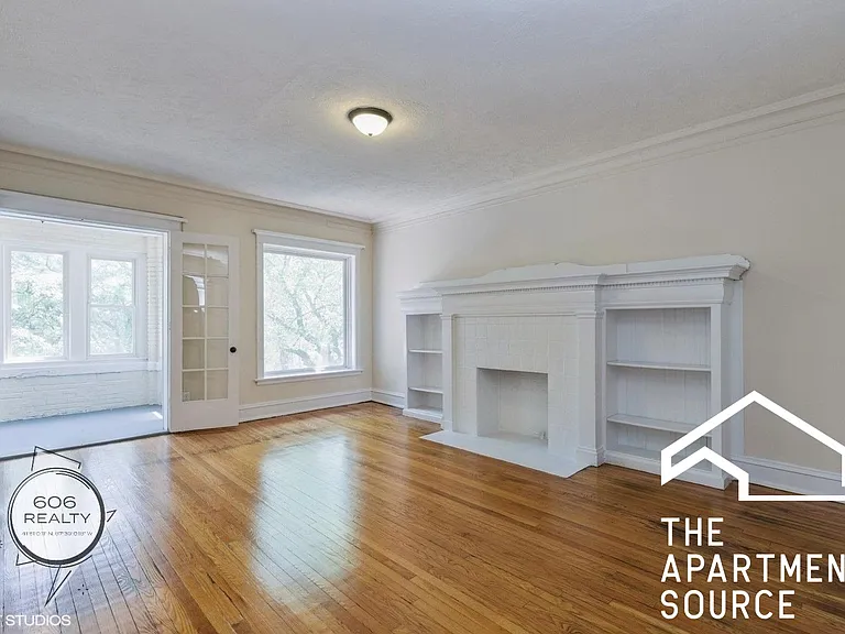 5036 S Michigan Ave #3S — Photo 3