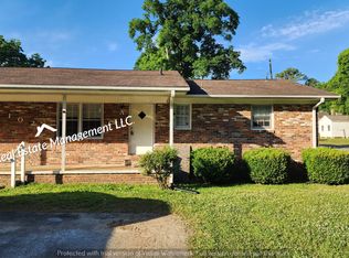 102 Doris Ln #A, Florence, AL 35630