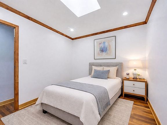 5th image of 150-43 113th Ave #1
