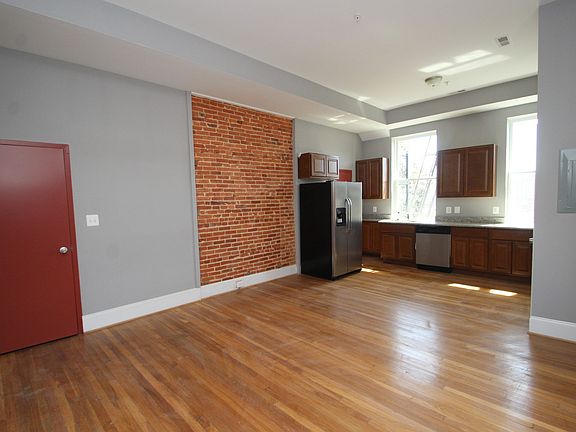 4th image of 211 W Lanvale St APT 3B