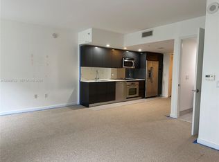31 SE 6th St APT 405, Miami, FL 33131