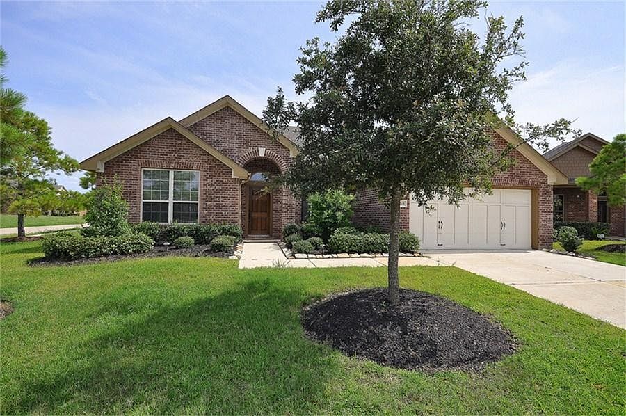 1st image of 8215 Groveland Hills Dr