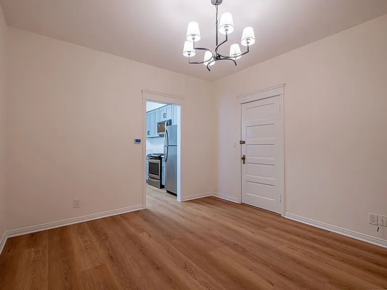 108 Broadway Residences — Photo 5
