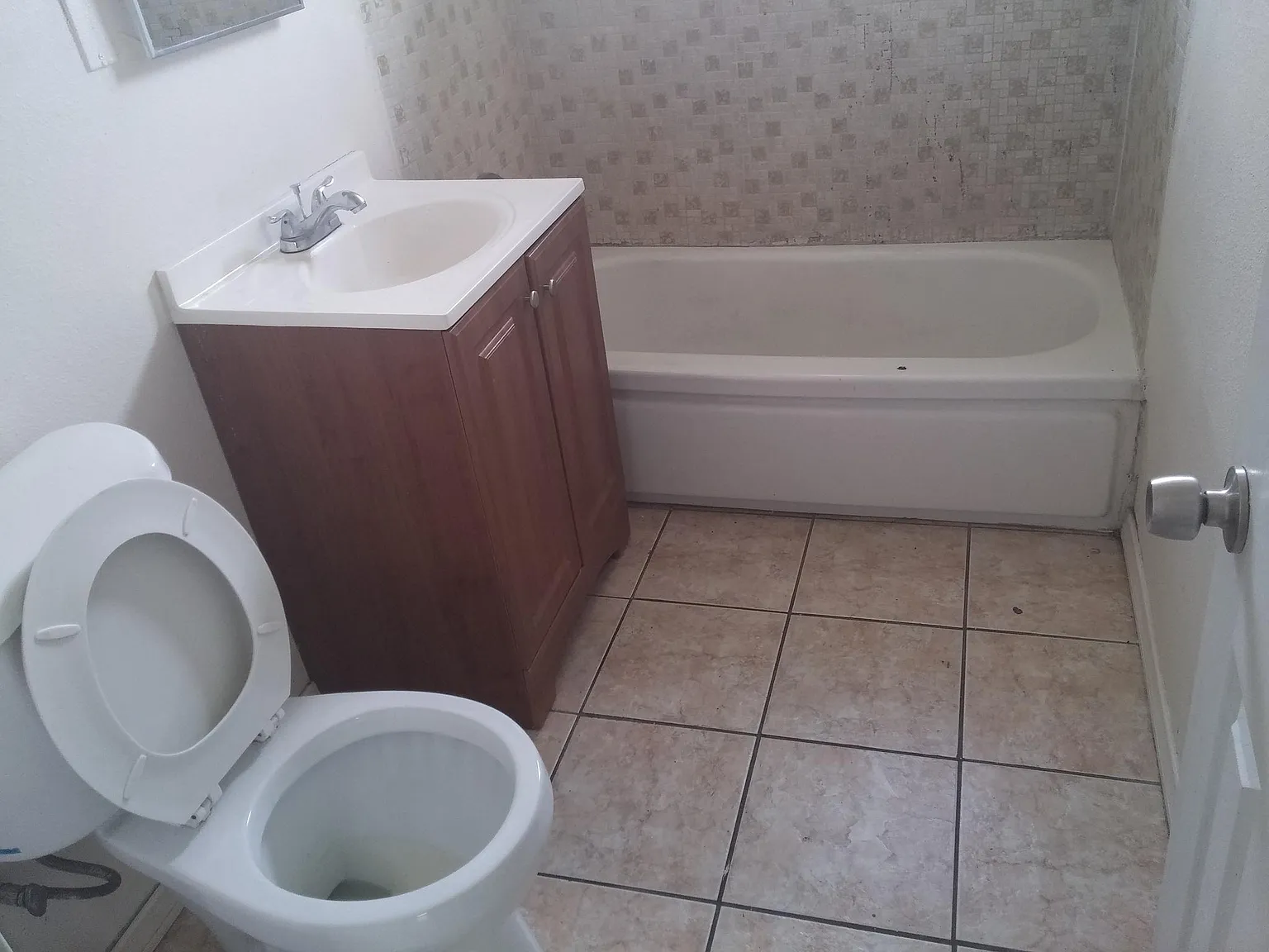 2 bed, 825 sqft, $1,800 — Photo 4