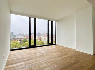 21-30 44th Dr PENTHOUSE J, Long Island City, NY