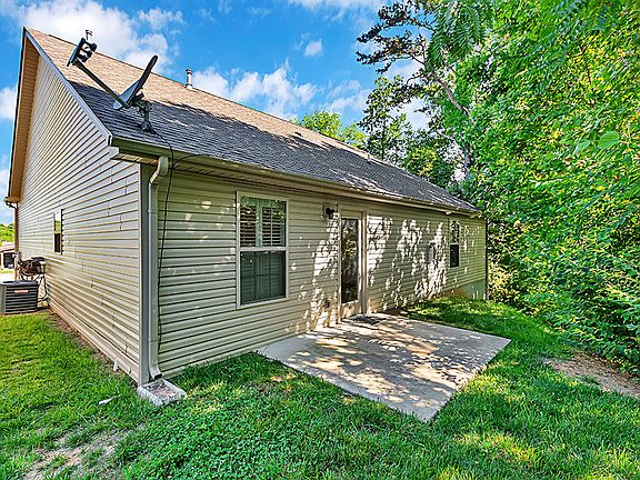 4th image of 8403 Milano Way
