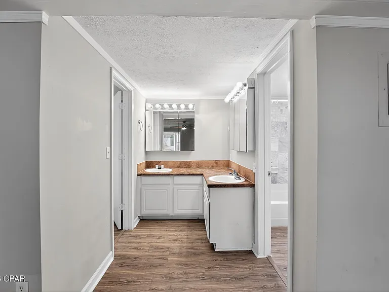 14108 Pelican St — Photo 13