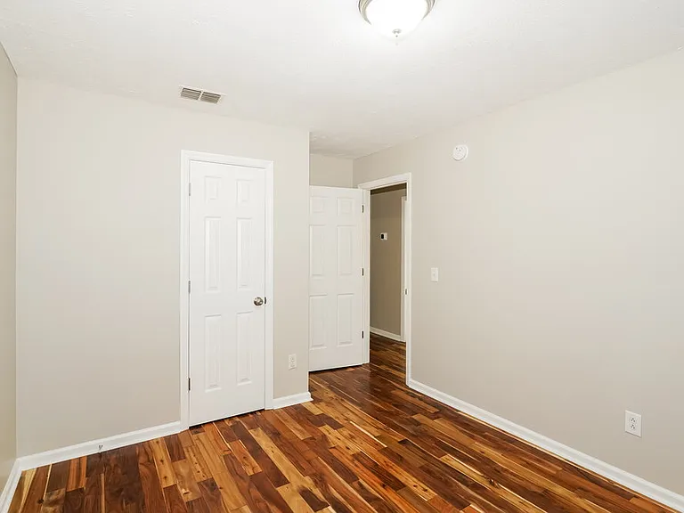 452 Cedar Park Cir — Photo 14