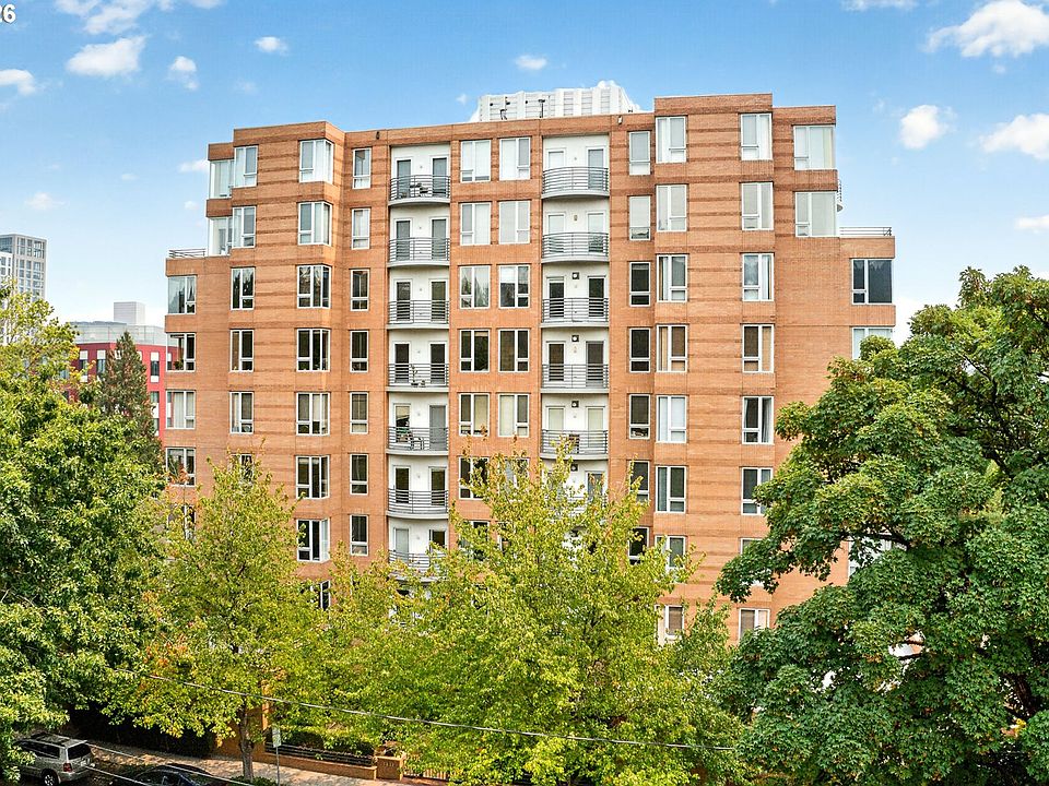 1st image of 1132 SW 19th Ave Unit 309