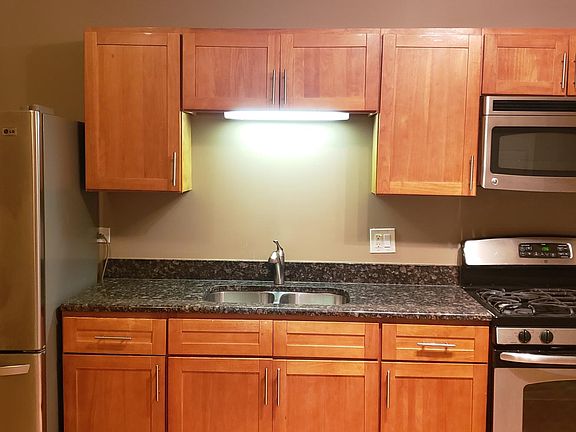 2nd image of 6152 S King Dr Floor 2