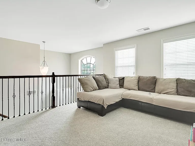 1919 Carabiner Way — Photo 13