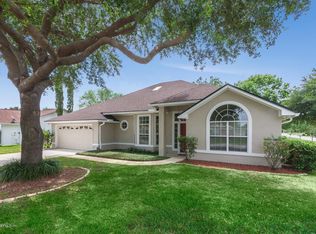 13002 E Fringetree Dr, Jacksonville, FL 32246