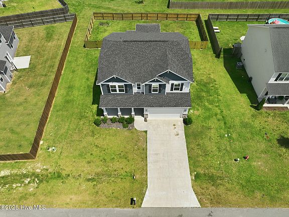 3rd image of 903 Courthouse Crossing
