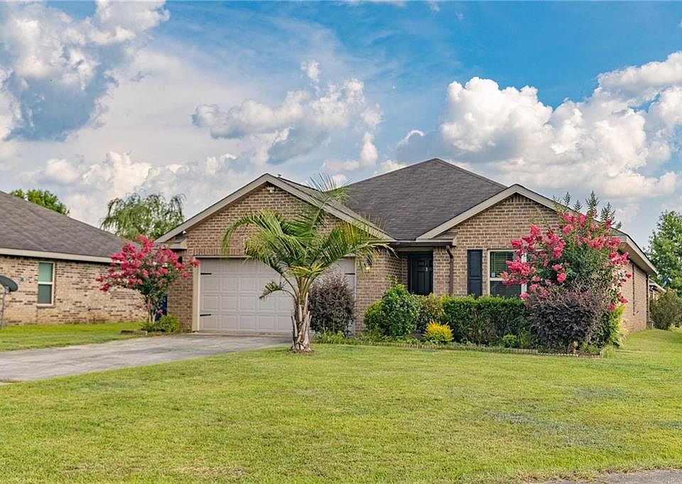 1st image of 10051 Summer Woods Ct