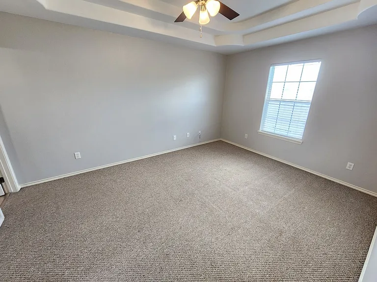 808 N Arroyo Park Ln — Photo 14
