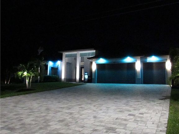 5th image of 430 NW 34th Pl
