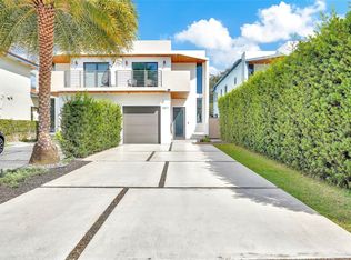 8871 SW 28th St, Miami, FL 33165