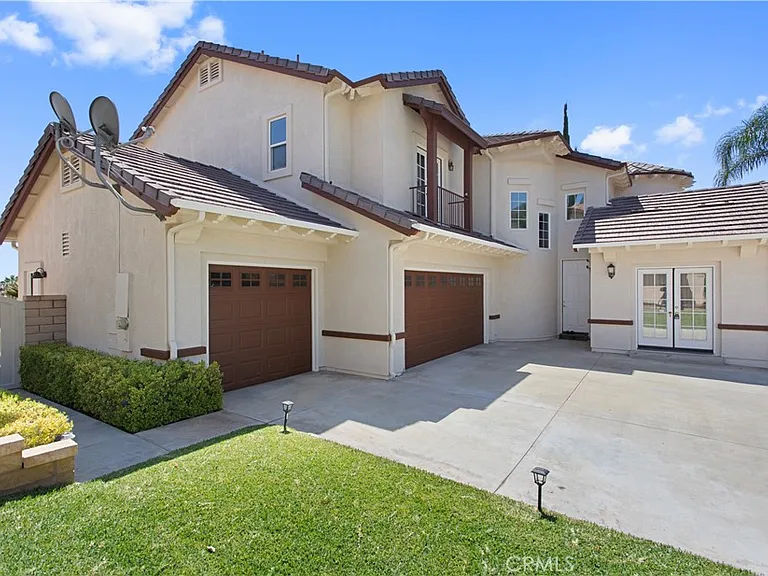4459 Putting Green Dr — Photo 10