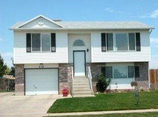 216 W 1800 S, Clearfield, UT 84015