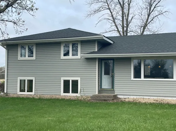 18430 Fenway Ave N, Forest Lake, MN 55025