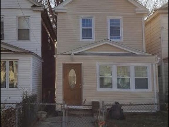 2nd image of 10418 93rd Ave #2FAM