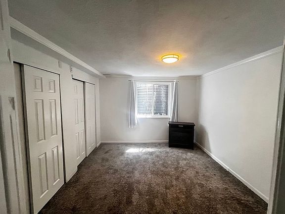 4th image of 2078 Oakcrest Cir