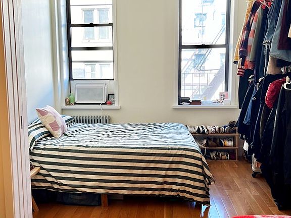 3rd image of 186 E 2nd St APT 12