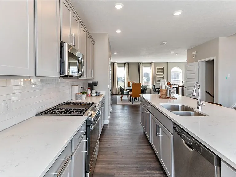 7010 Sunstone Pl — Photo 13
