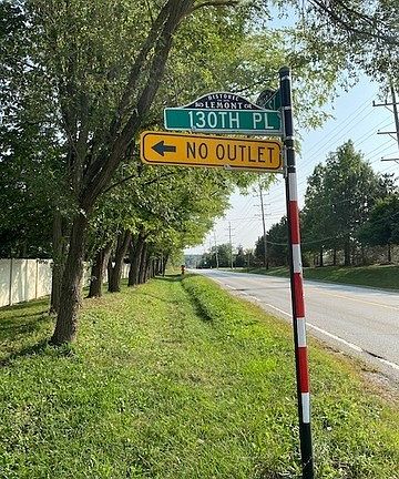 Hidden street off of State and 130th pl.