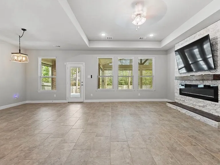 216 Elianne Lace Ct — Photo 21