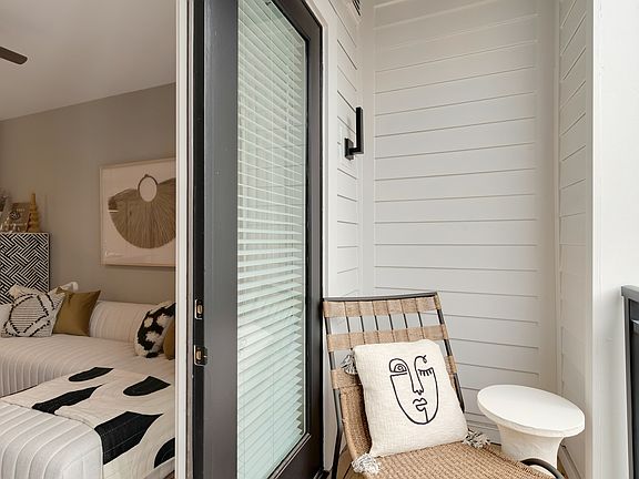 Margaux Midtown Lincoln Property-2JPG